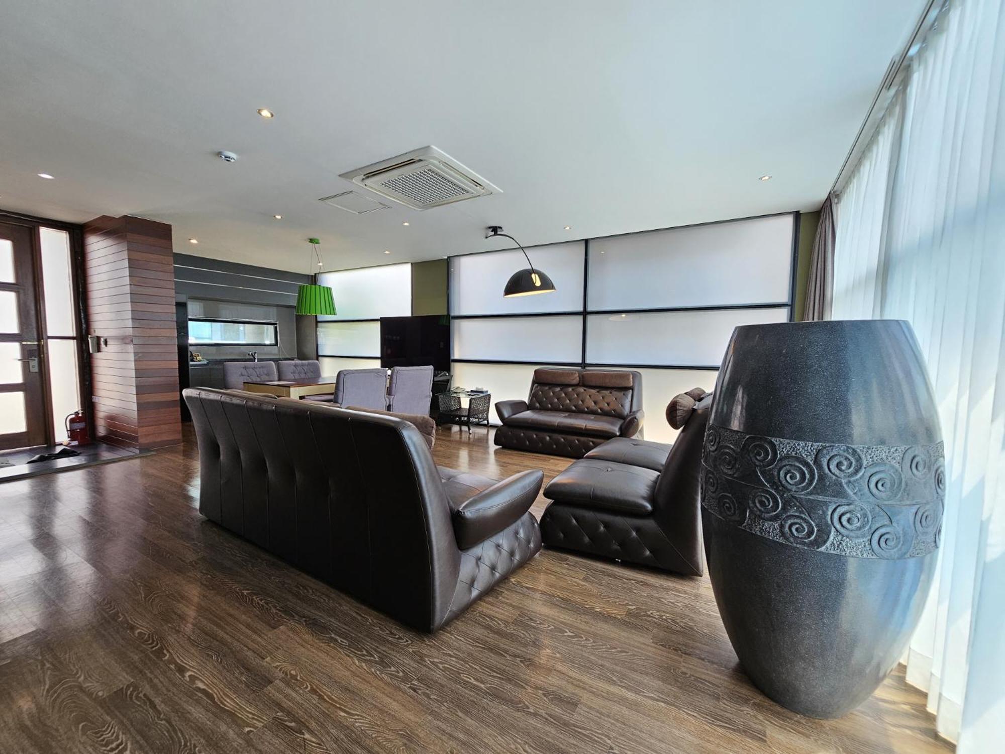 Jeju Hotel Scarboro Seogwipo Zewnętrze zdjęcie