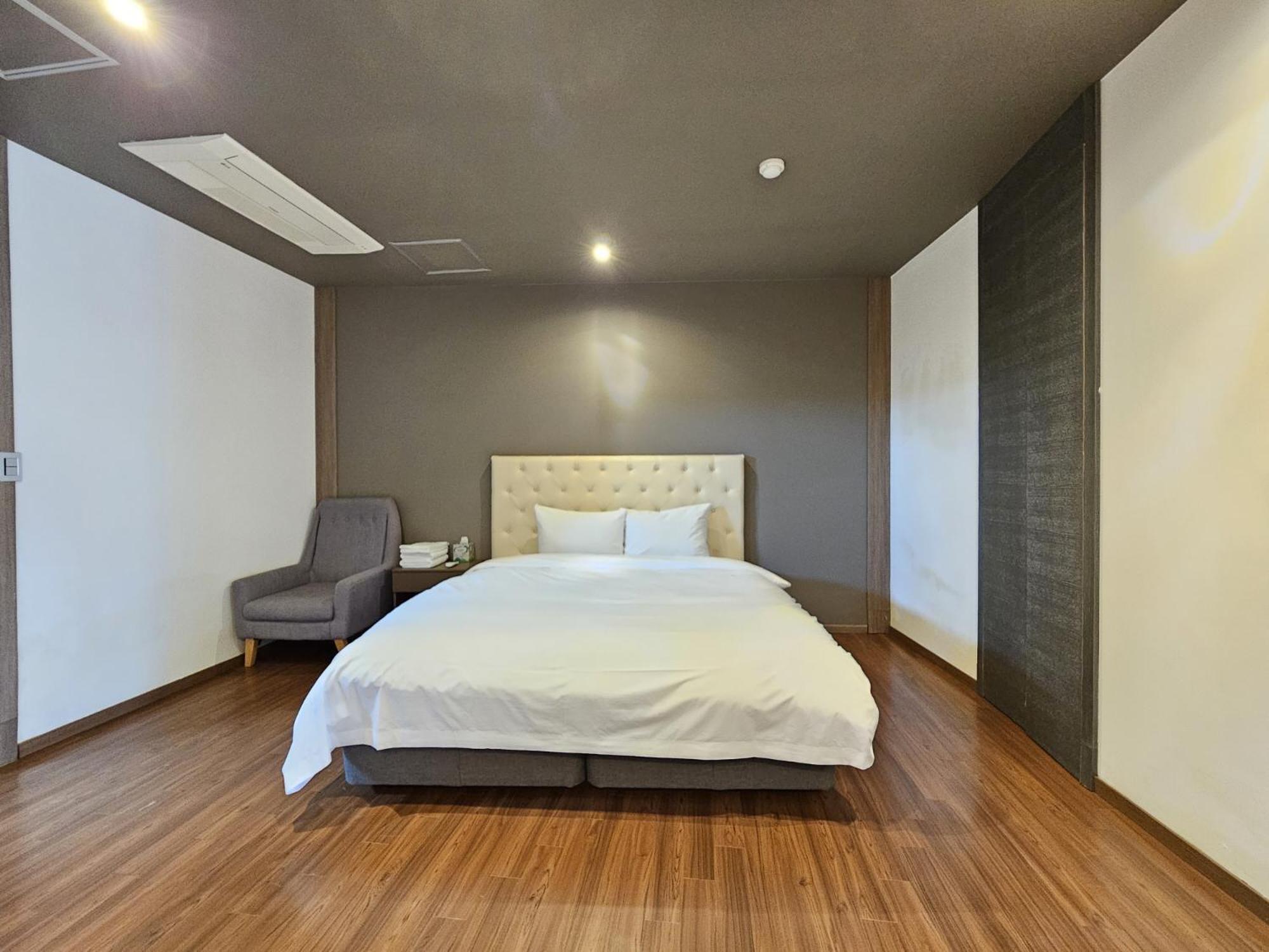 Jeju Hotel Scarboro Seogwipo Zewnętrze zdjęcie