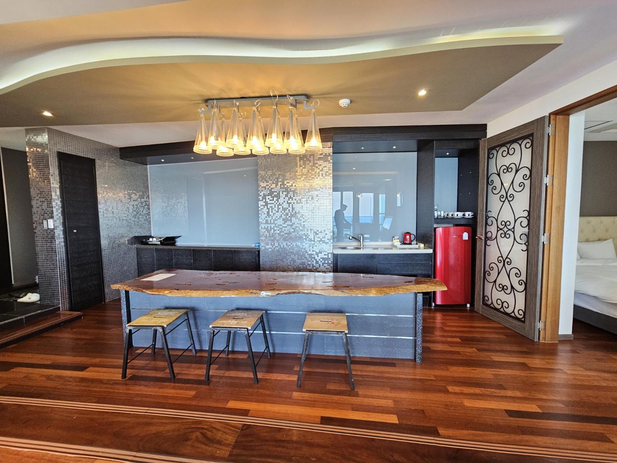 Jeju Hotel Scarboro Seogwipo Zewnętrze zdjęcie